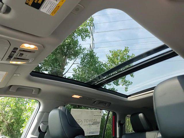 new 2025 Toyota Highlander car, priced at $57,281