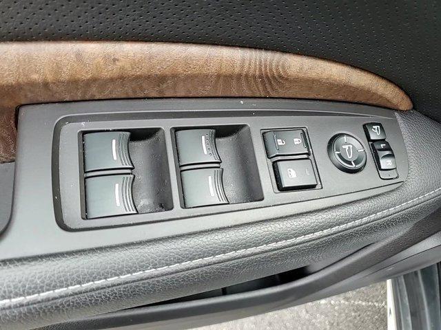 used 2019 Acura MDX car, priced at $27,490