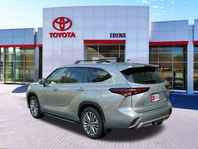 new 2025 Toyota Highlander Hybrid car, priced at $58,905