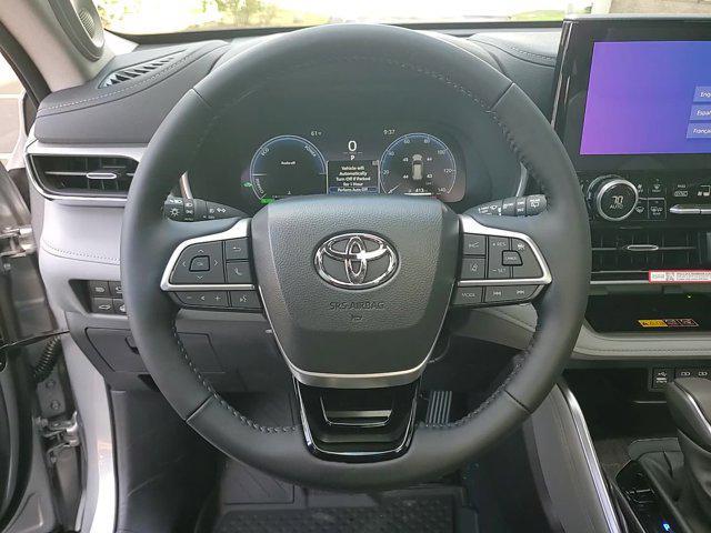 new 2025 Toyota Highlander Hybrid car, priced at $58,905