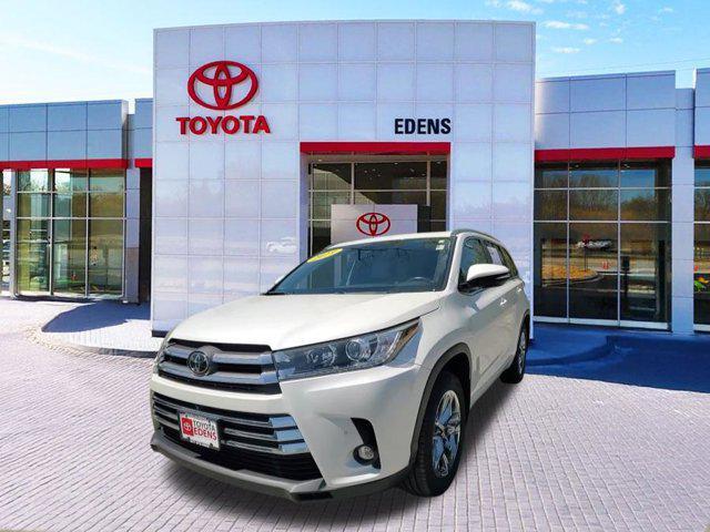 used 2019 Toyota Highlander car, priced at $27,490