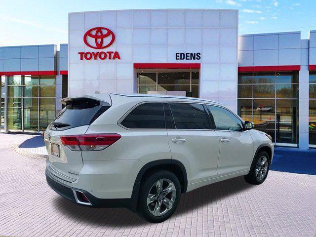 used 2019 Toyota Highlander car, priced at $28,490