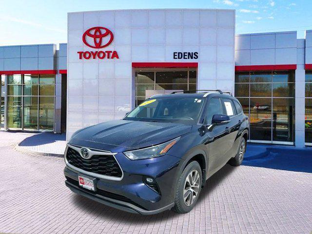 used 2023 Toyota Highlander car, priced at $37,990