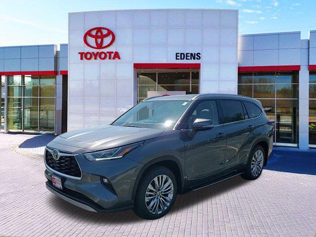 new 2025 Toyota Highlander car, priced at $55,956