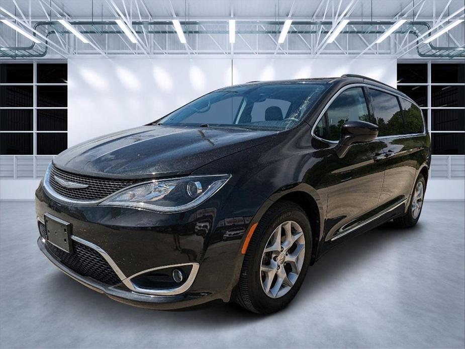 used 2017 Chrysler Pacifica car, priced at $14,614