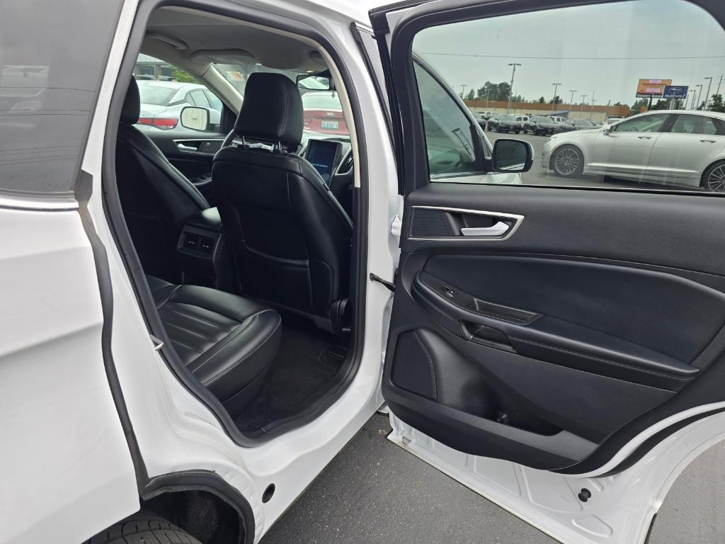 used 2022 Ford Edge car, priced at $22,999