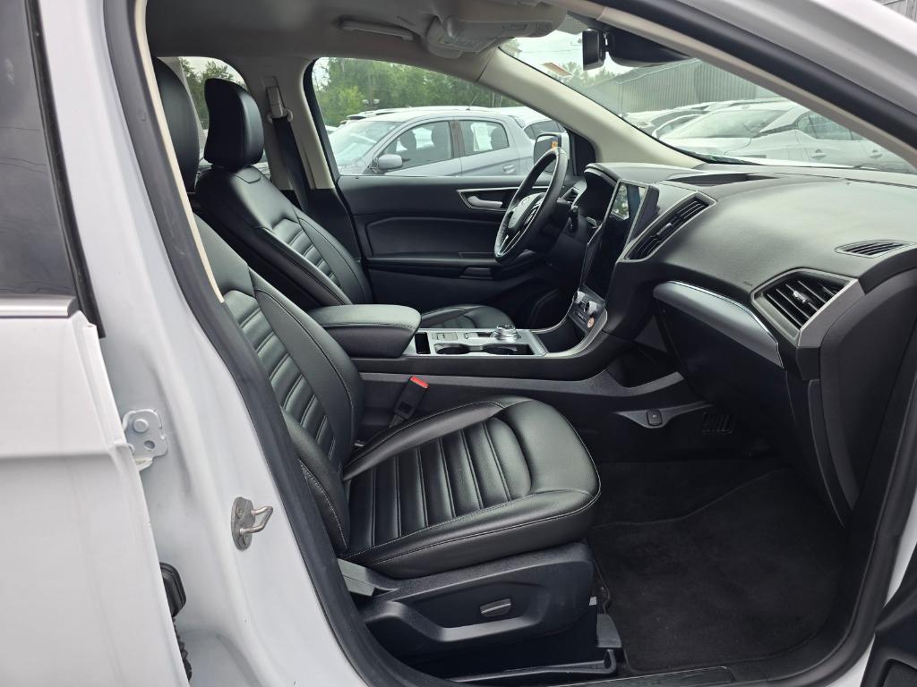 used 2022 Ford Edge car, priced at $22,999