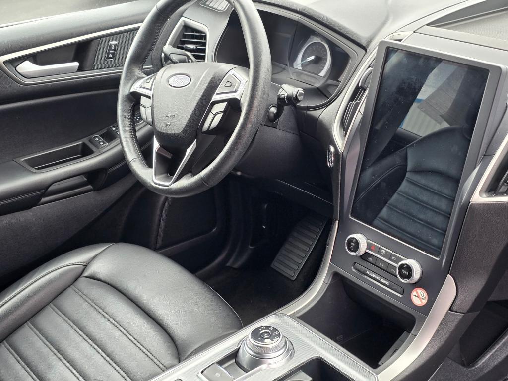 used 2022 Ford Edge car, priced at $22,999