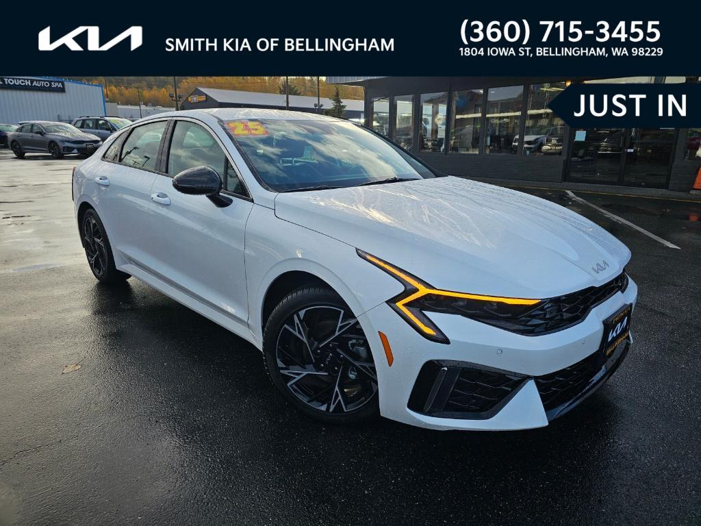 used 2025 Kia K5 car