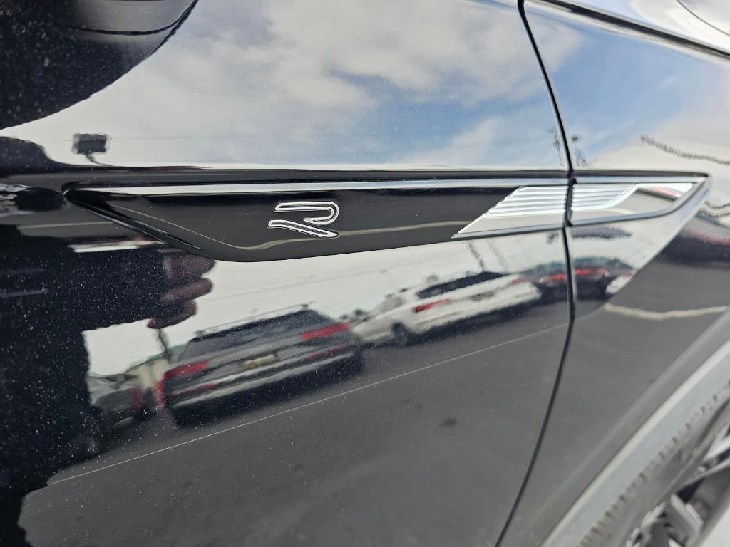 used 2023 Volkswagen Tiguan car, priced at $27,999