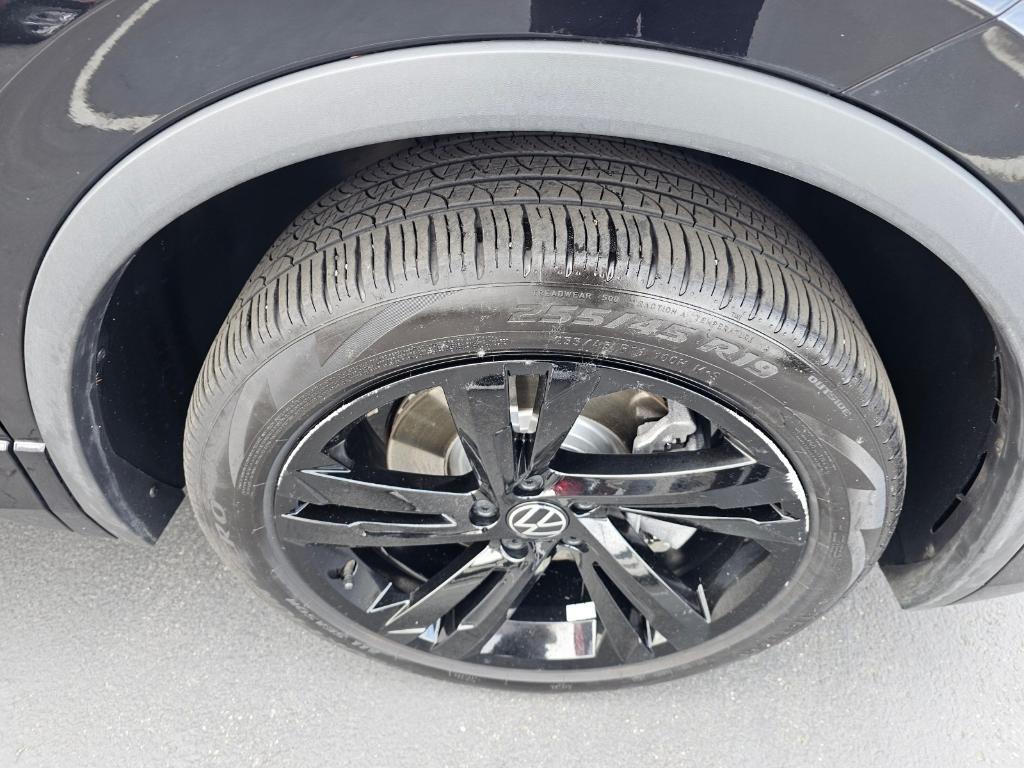 used 2023 Volkswagen Tiguan car, priced at $27,999