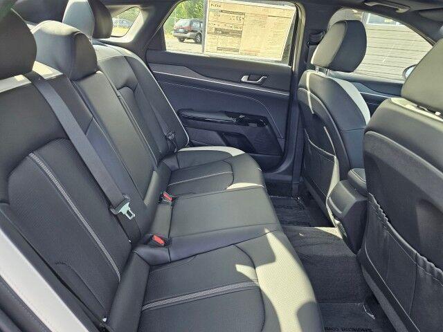 new 2025 Kia K5 car, priced at $33,275