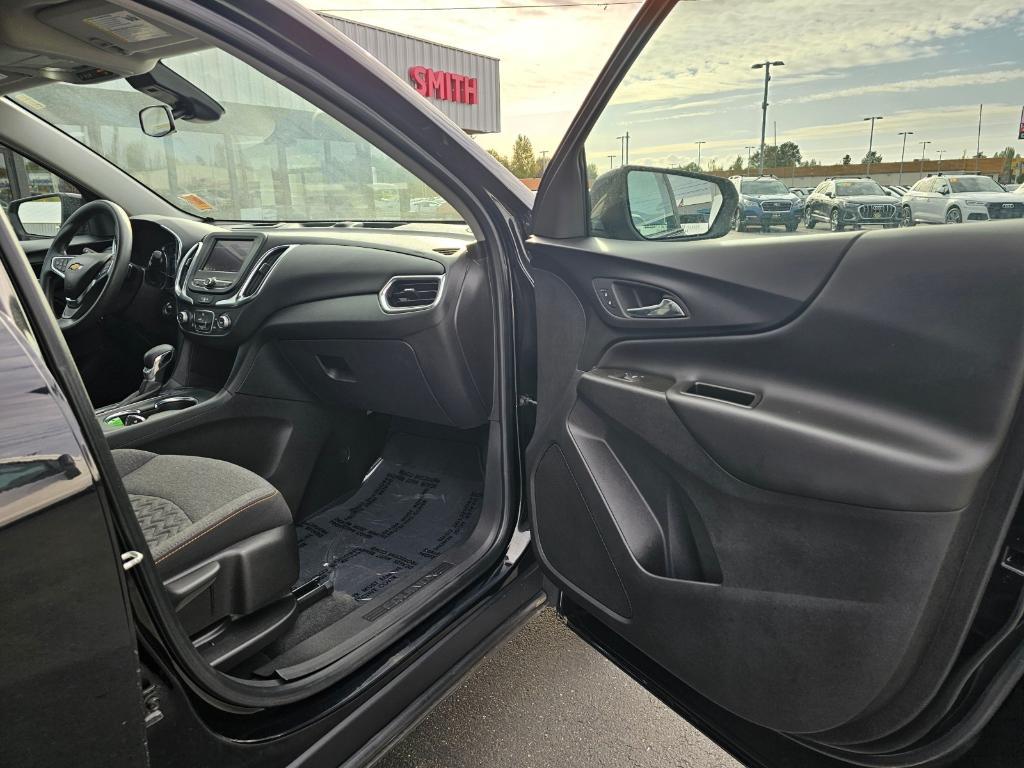 used 2023 Chevrolet Equinox car, priced at $19,999