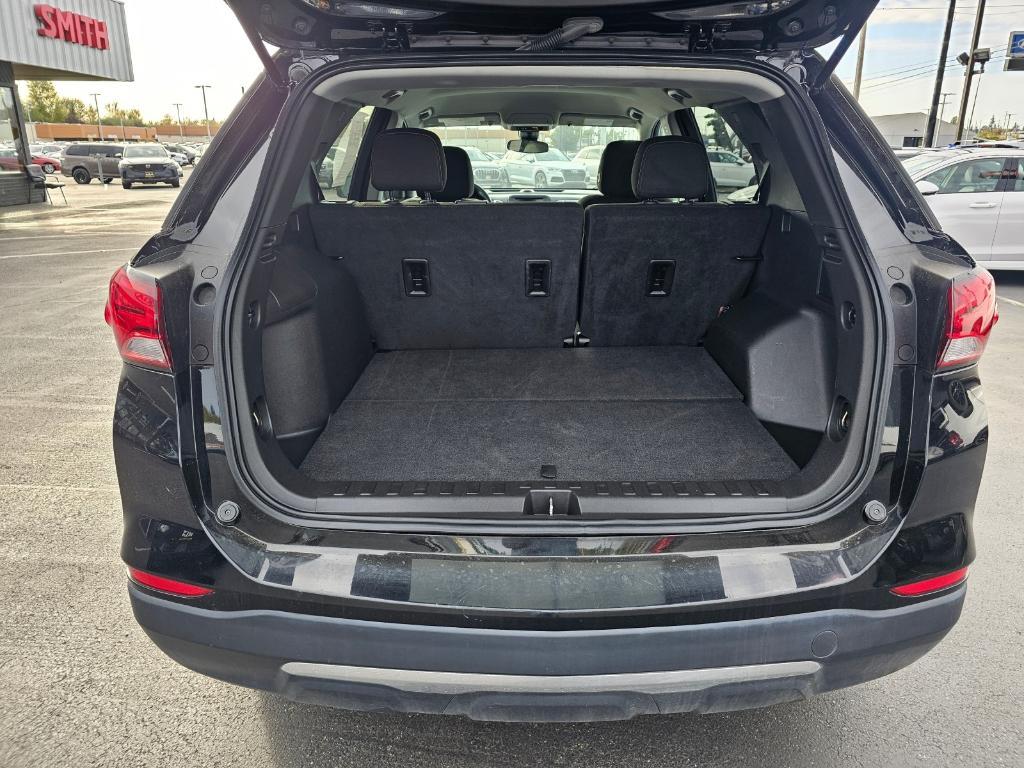 used 2023 Chevrolet Equinox car, priced at $19,999