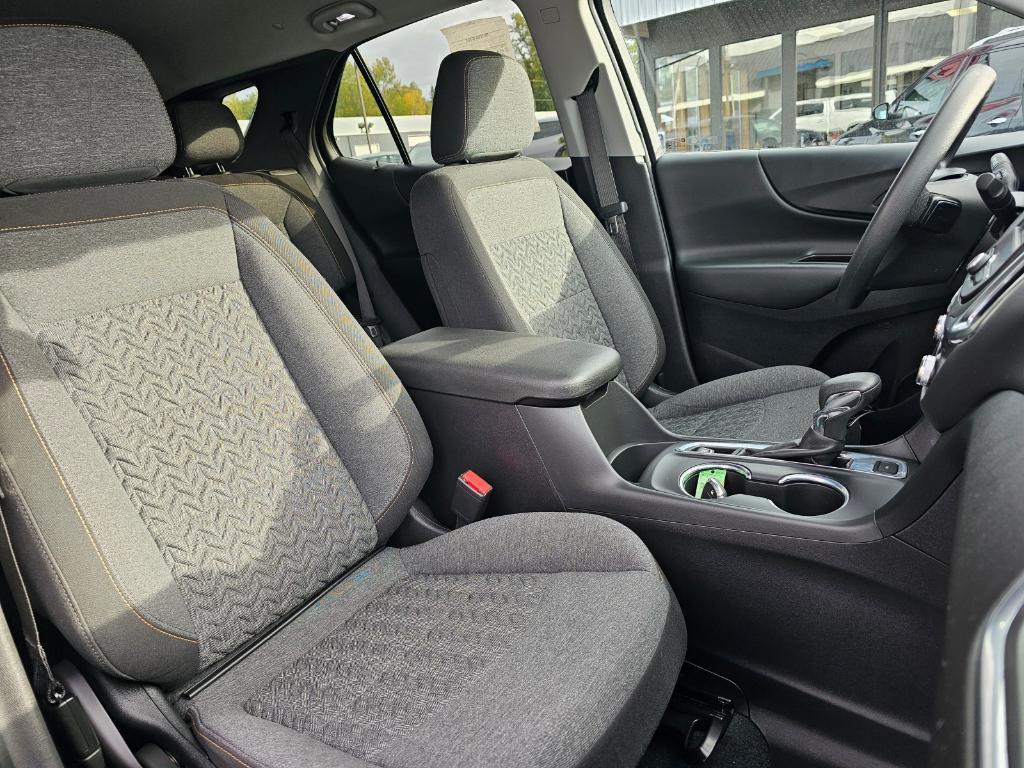 used 2023 Chevrolet Equinox car, priced at $19,999