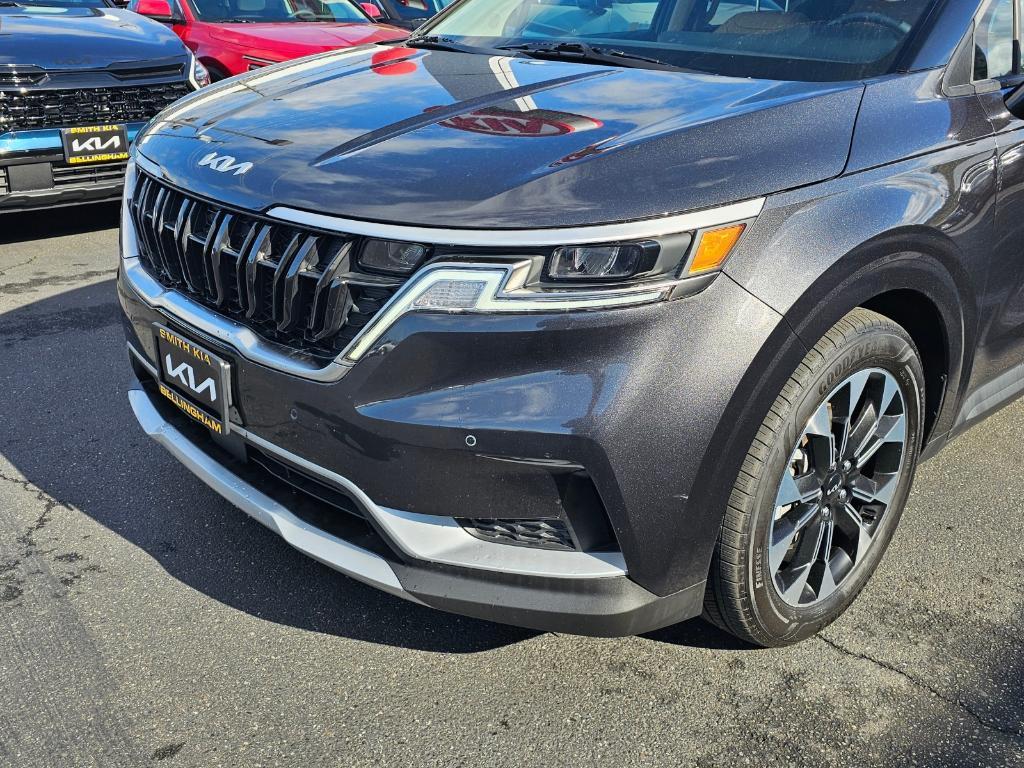 used 2024 Kia Carnival car, priced at $36,999