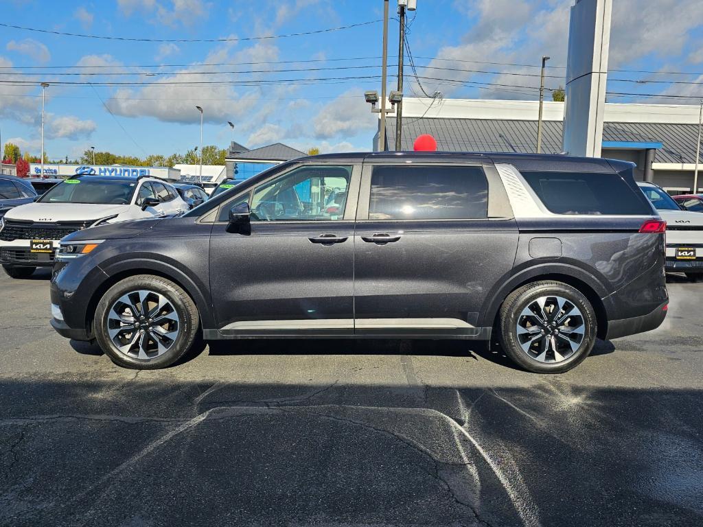 used 2024 Kia Carnival car, priced at $36,999