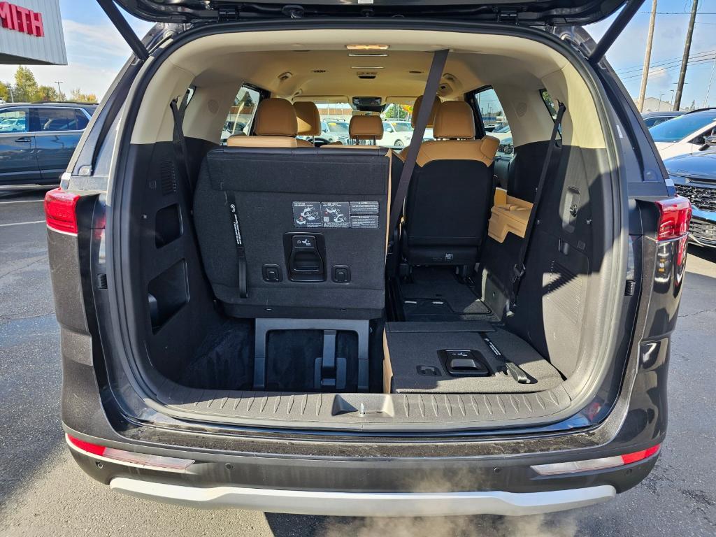 used 2024 Kia Carnival car, priced at $36,999