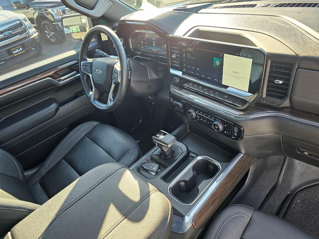 used 2024 Chevrolet Silverado 1500 car, priced at $45,999