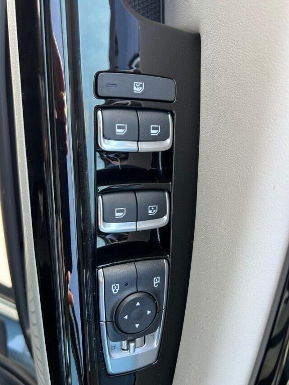 used 2024 Kia Carnival car, priced at $37,969