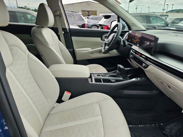 used 2024 Kia Sorento car, priced at $38,989