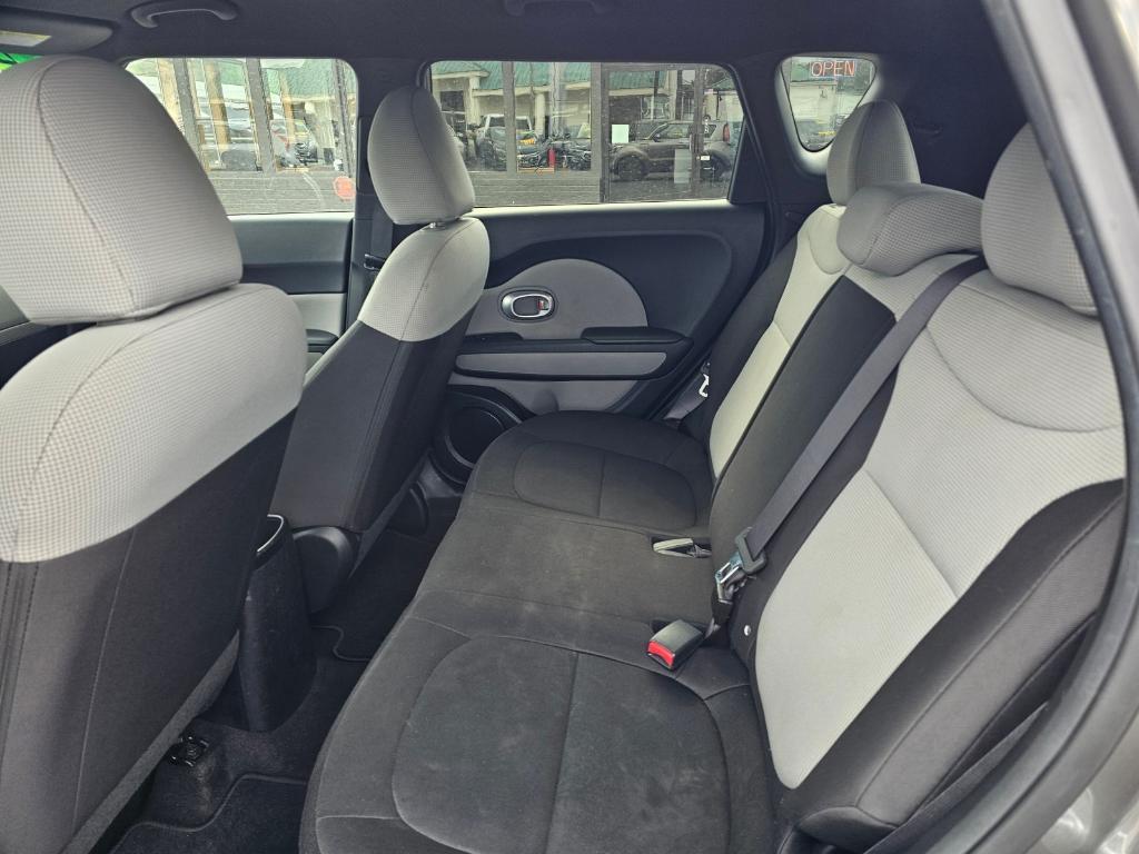 used 2015 Kia Soul car, priced at $5,999