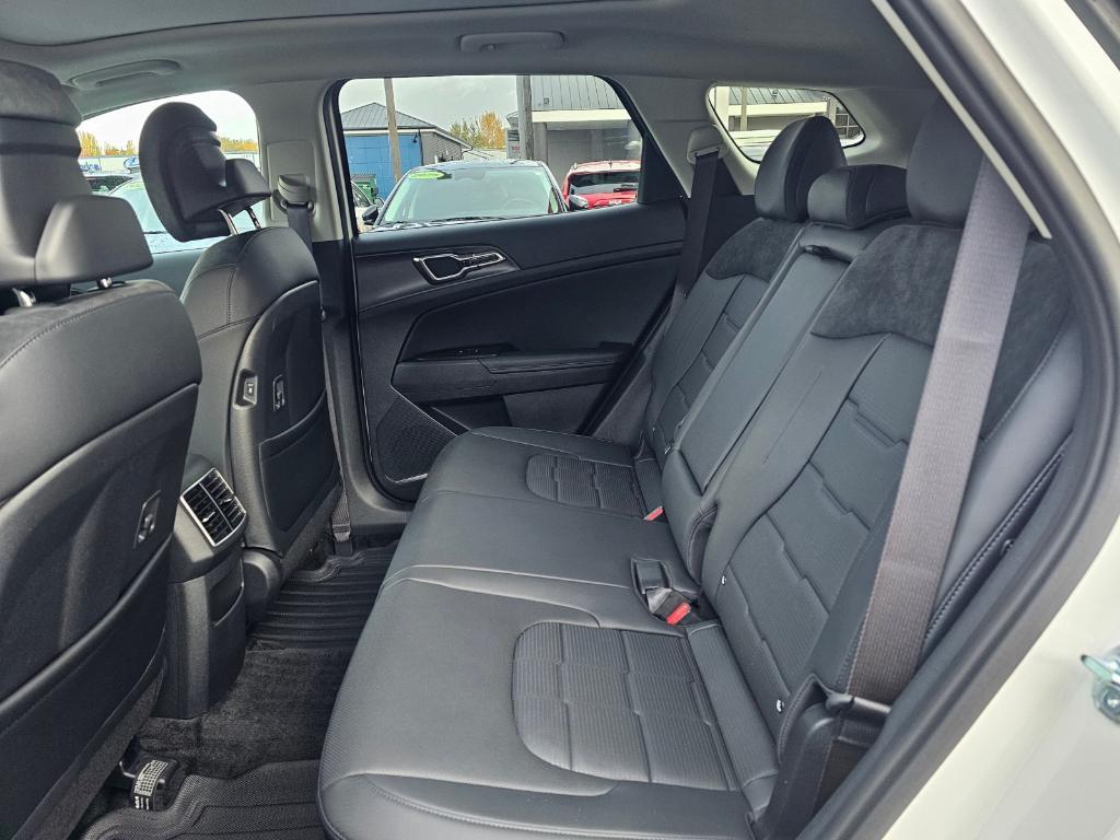 used 2026 Kia Sportage Hybrid car, priced at $39,999