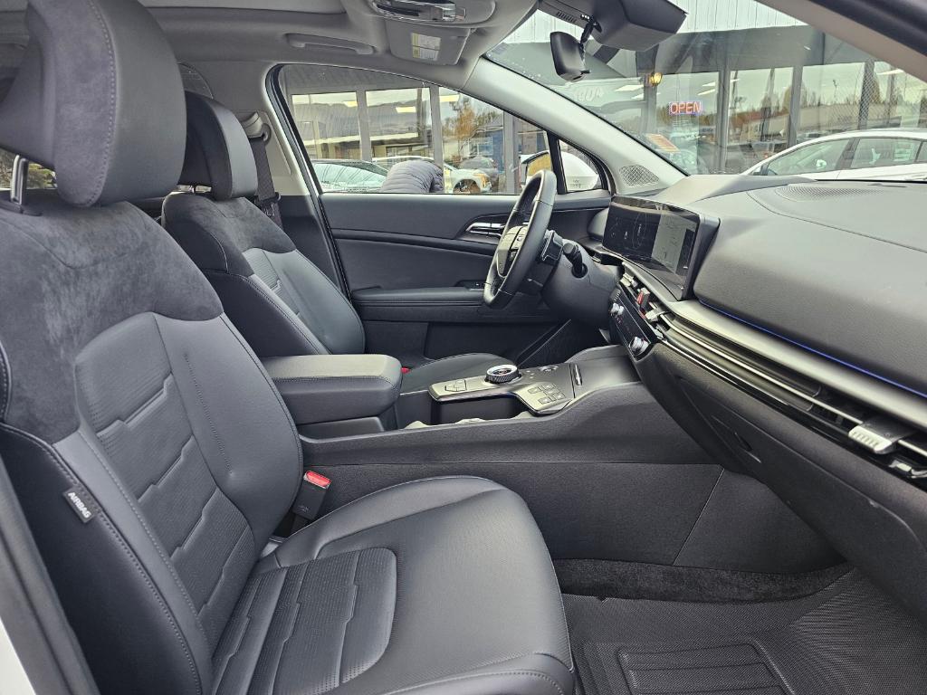 used 2026 Kia Sportage Hybrid car, priced at $39,999