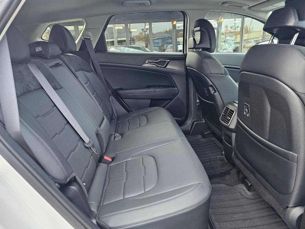 used 2026 Kia Sportage Hybrid car, priced at $39,999