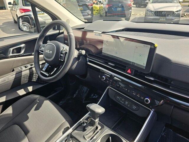 new 2025 Kia Carnival car, priced at $50,241