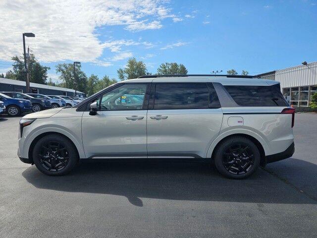new 2025 Kia Carnival car, priced at $50,241