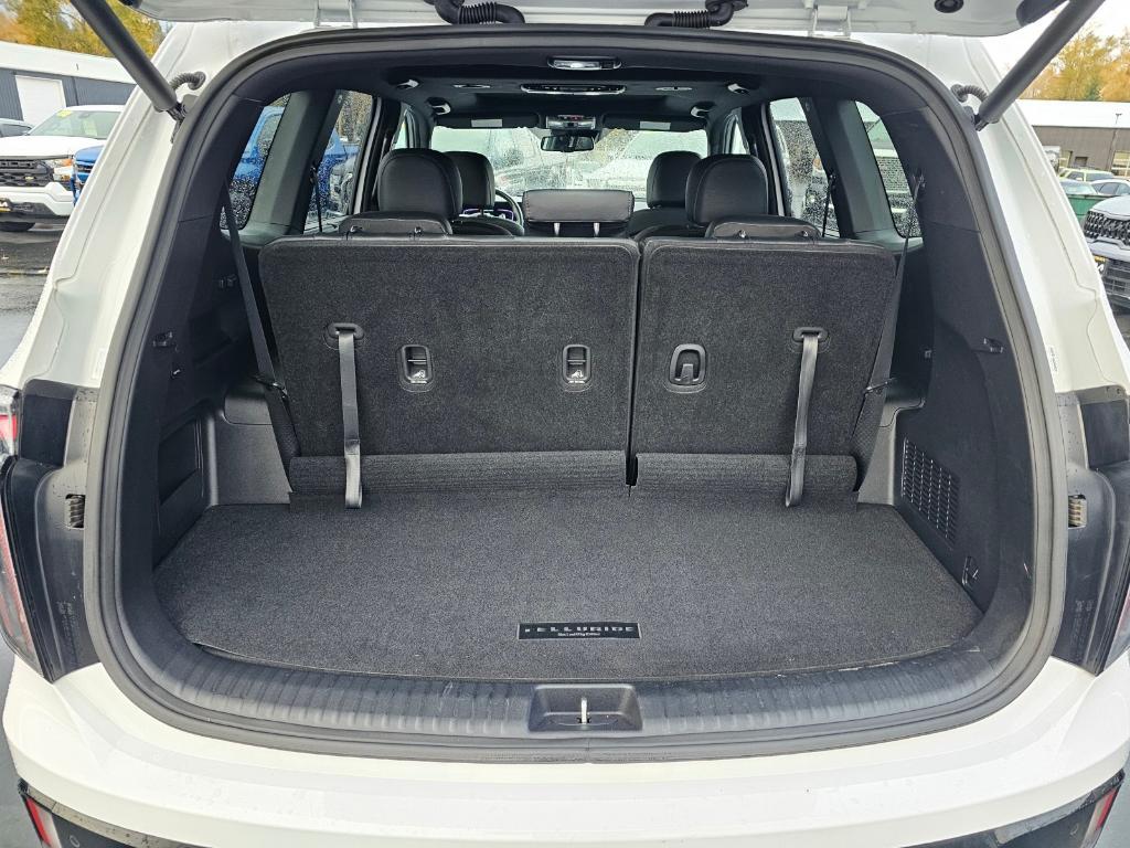 used 2024 Kia Telluride car, priced at $37,644