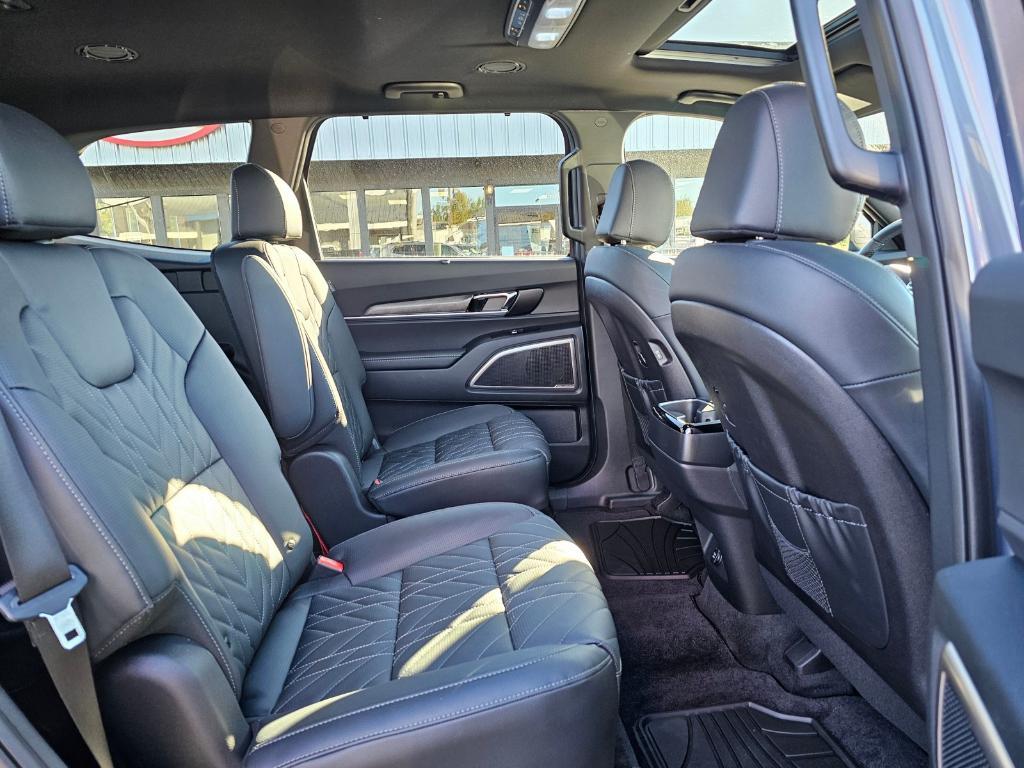 used 2025 Kia Telluride car, priced at $47,865