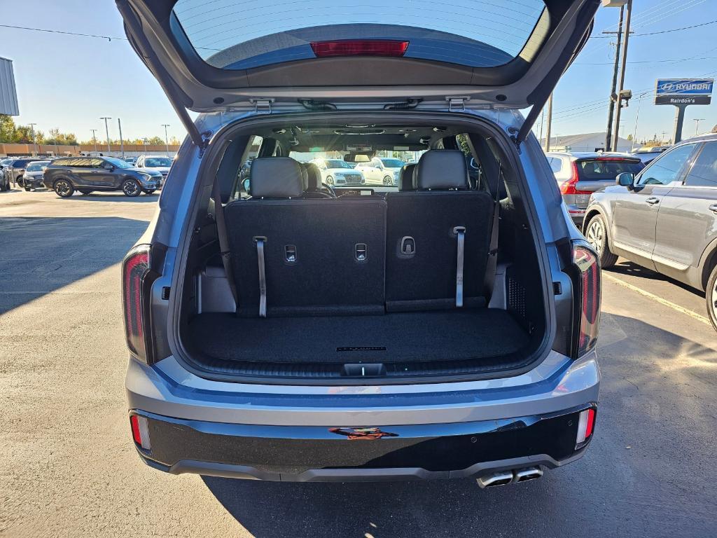 used 2025 Kia Telluride car, priced at $47,865