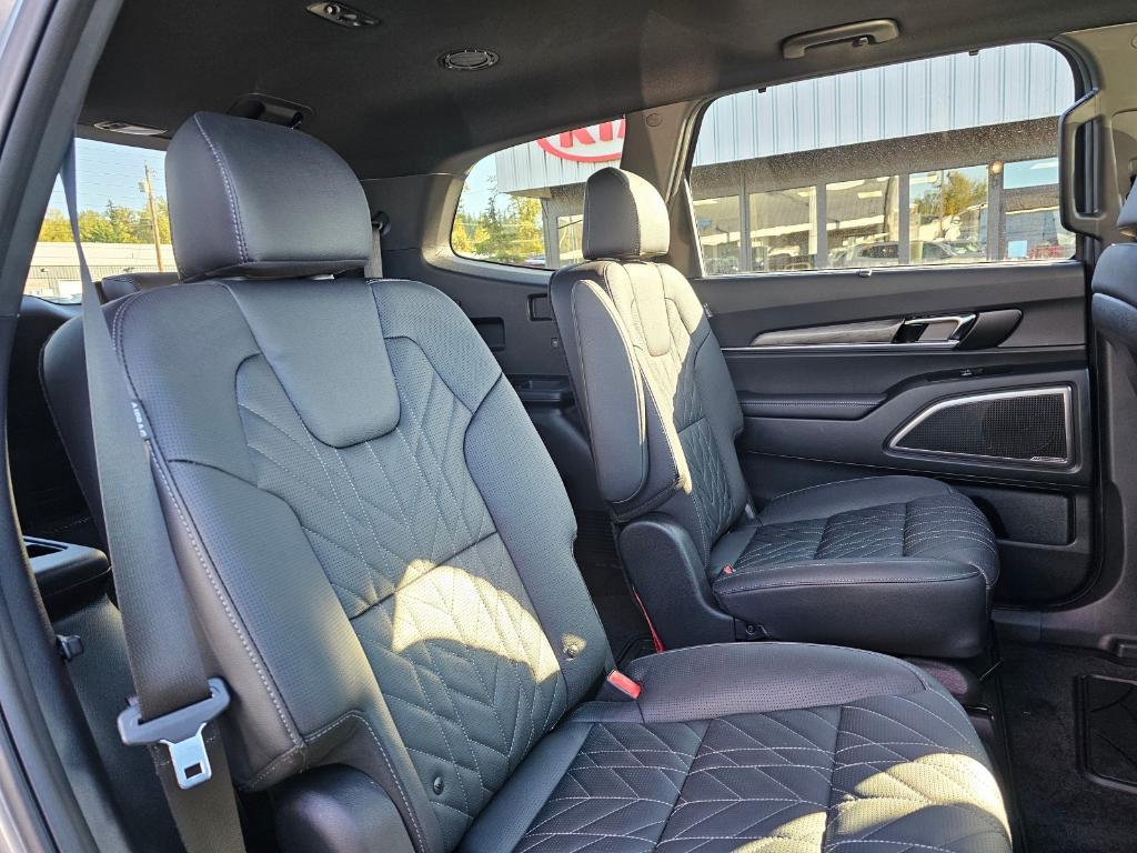 used 2025 Kia Telluride car, priced at $47,865
