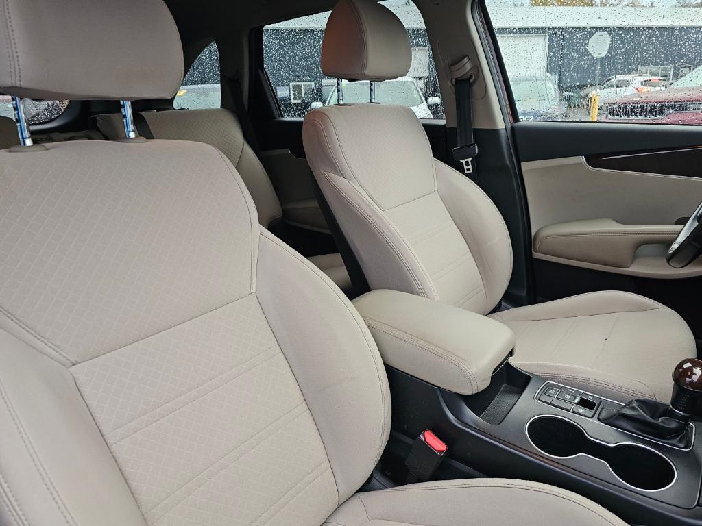 used 2018 Kia Sorento car, priced at $12,906