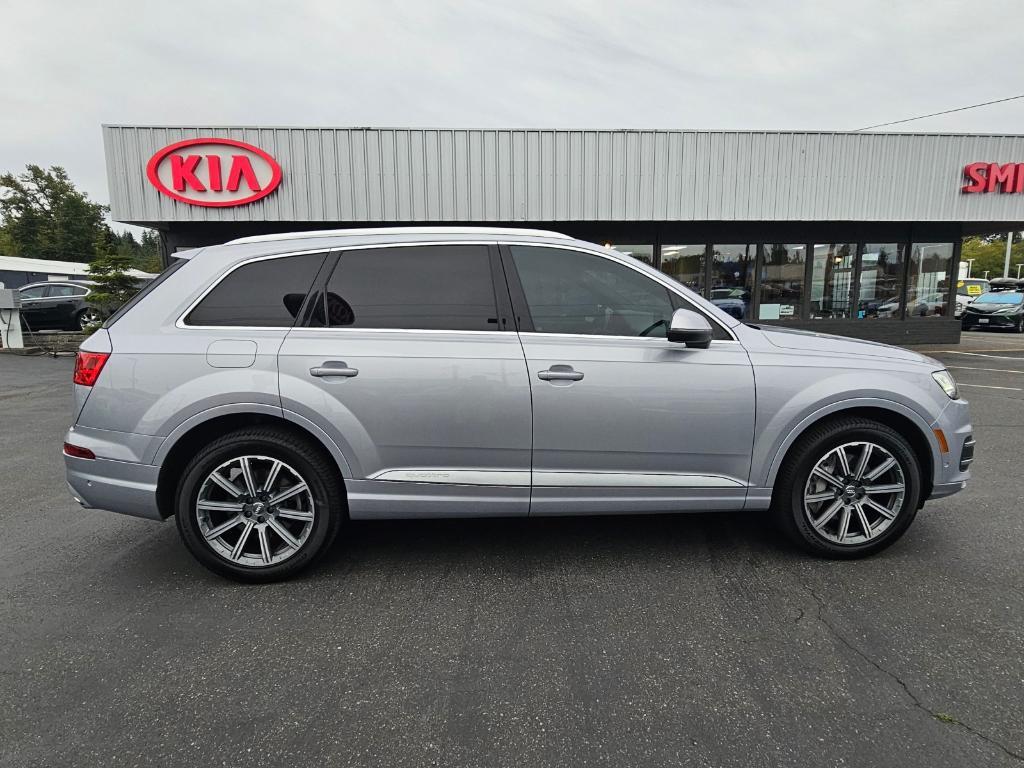 used 2019 Audi Q7 car, priced at $22,555