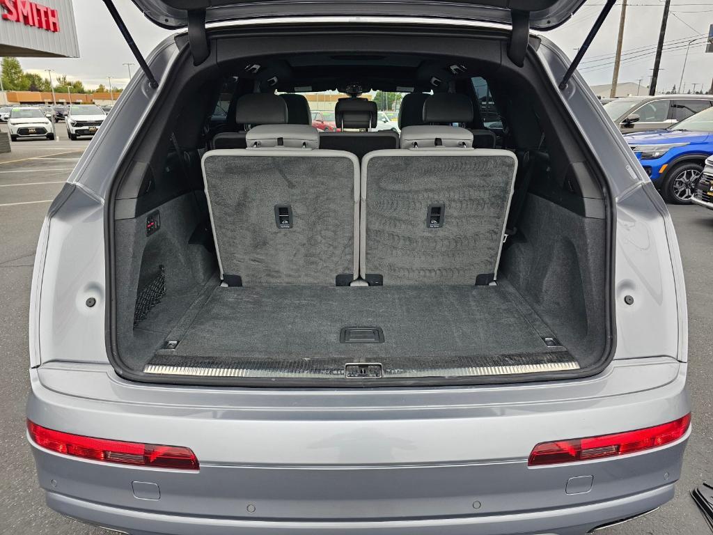 used 2019 Audi Q7 car, priced at $22,555