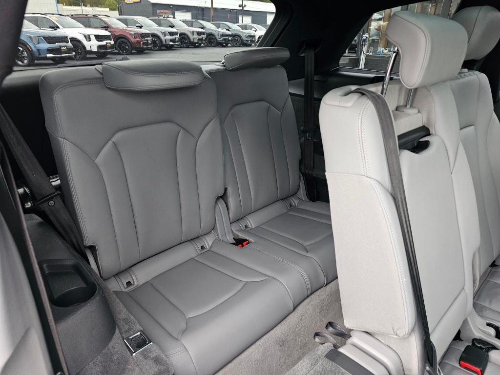 used 2019 Audi Q7 car, priced at $22,555