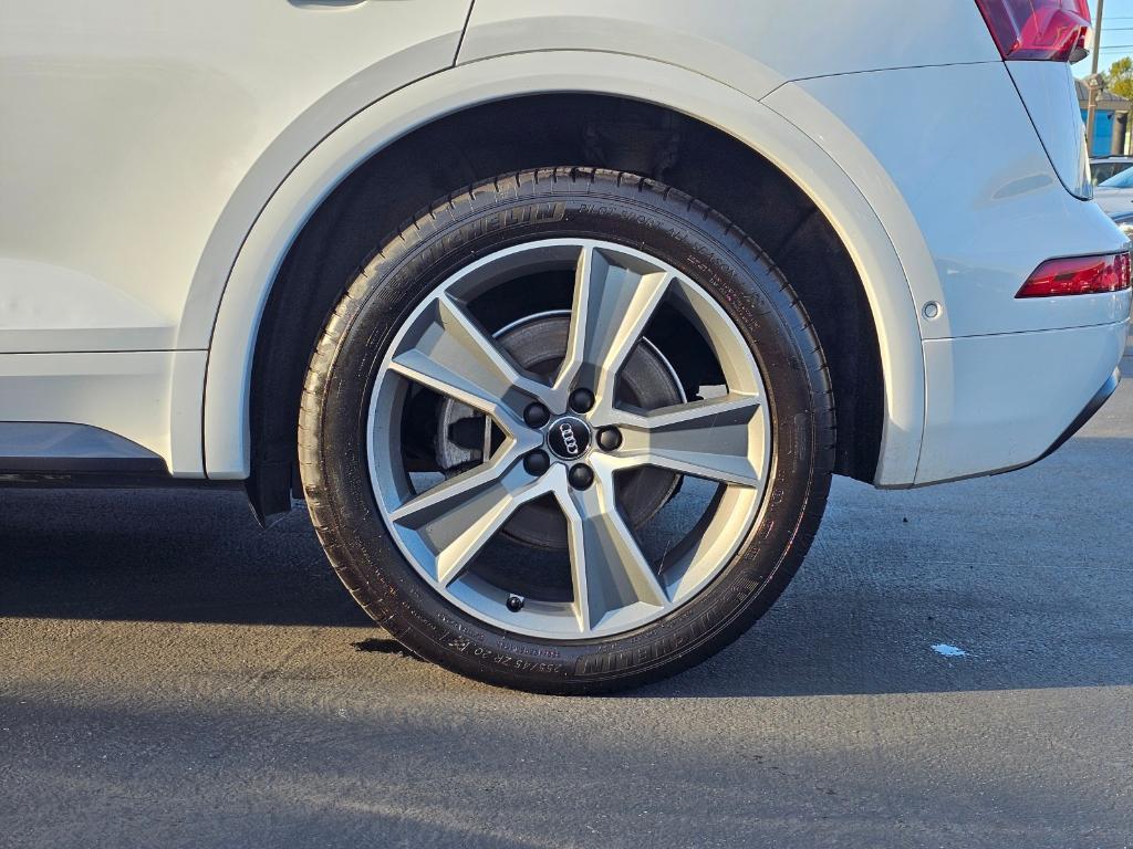 used 2019 Audi Q5 car, priced at $24,999
