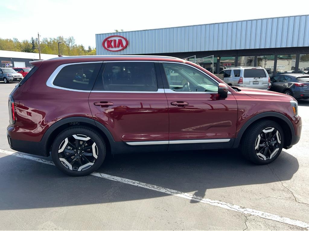 used 2024 Kia Telluride car, priced at $44,989