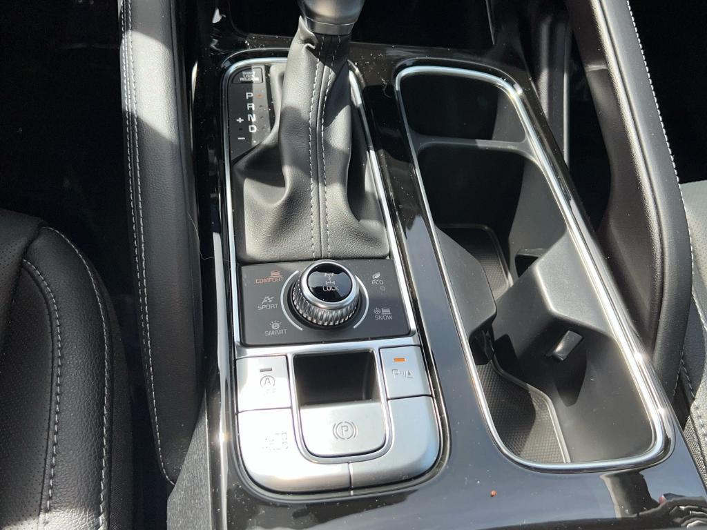 used 2024 Kia Telluride car, priced at $44,989