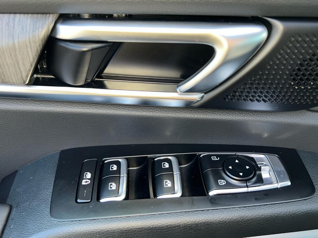 used 2024 Kia Telluride car, priced at $44,989