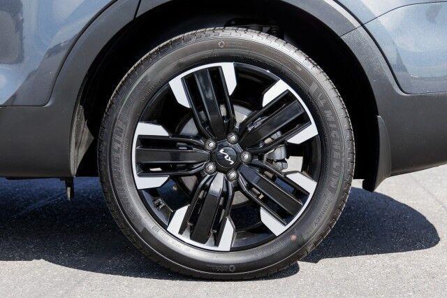 used 2024 Kia Telluride car, priced at $43,991