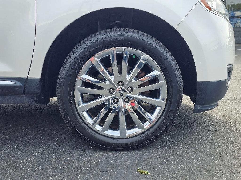 used 2013 Lincoln MKX car, priced at $13,879