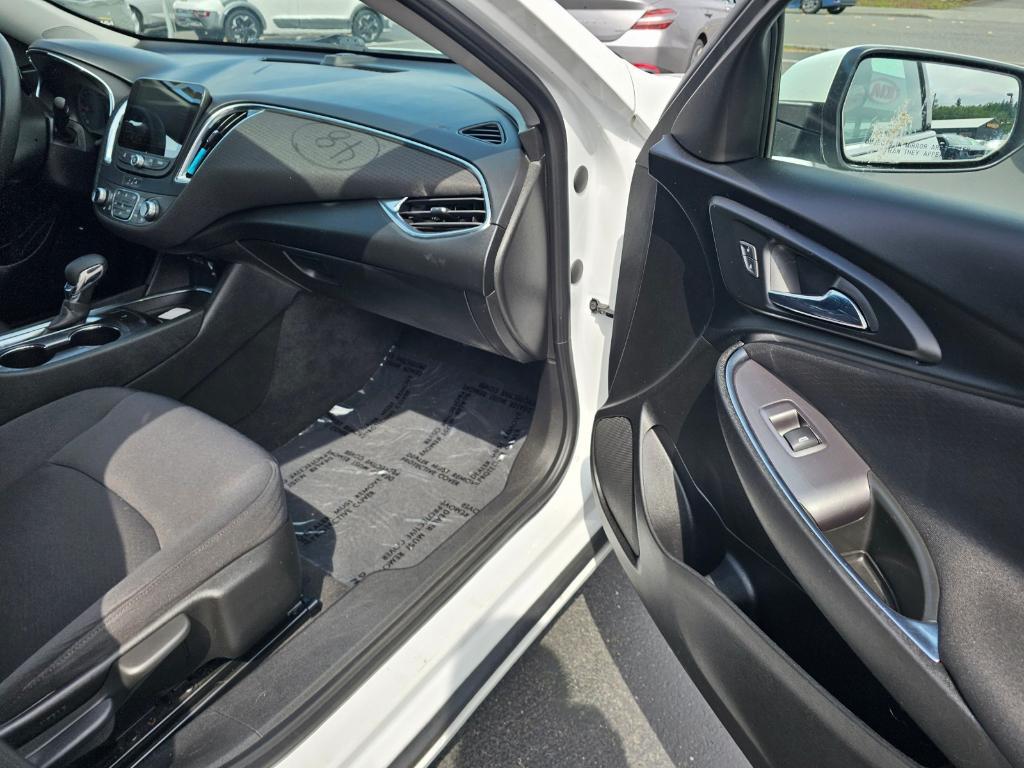 used 2021 Chevrolet Malibu car, priced at $17,999