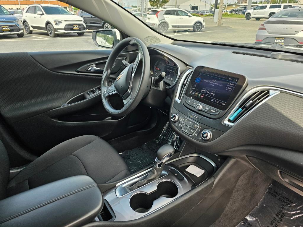 used 2021 Chevrolet Malibu car, priced at $17,999