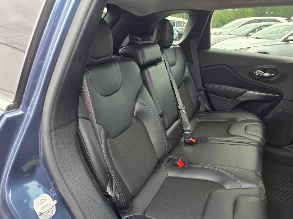 used 2020 Jeep Cherokee car, priced at $18,999