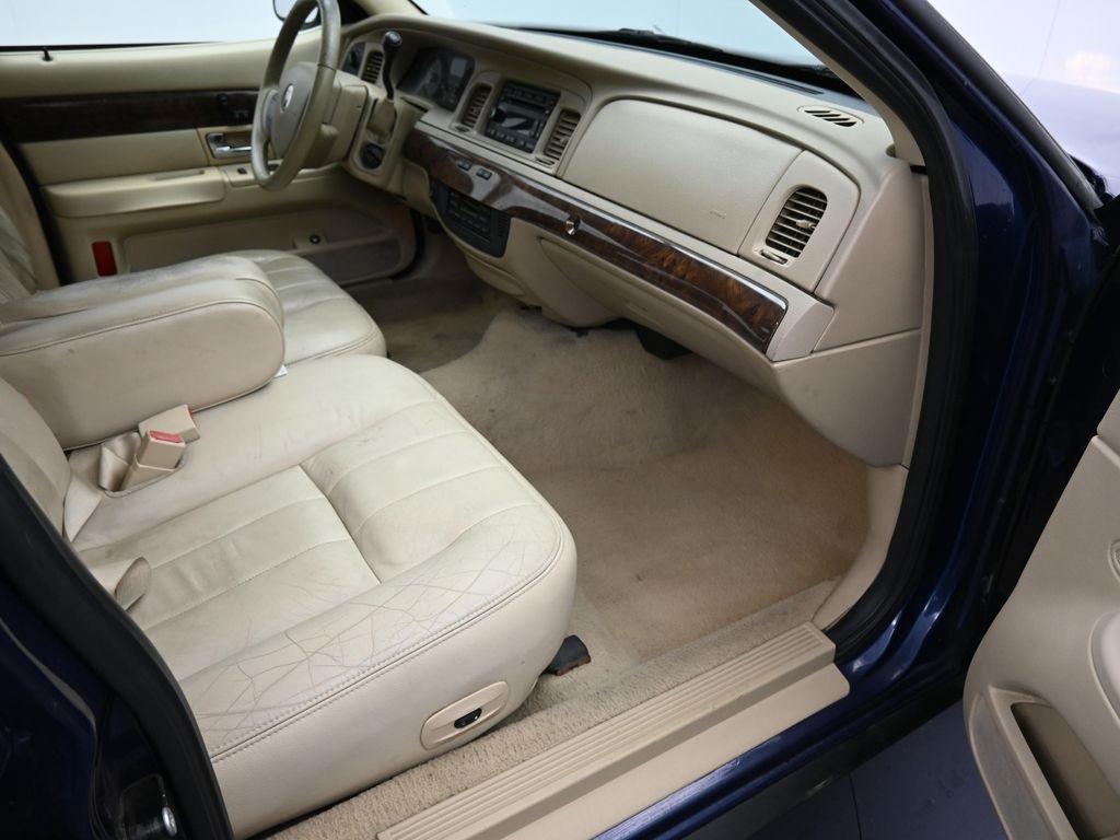 used 2006 Mercury Grand Marquis car, priced at $4,500