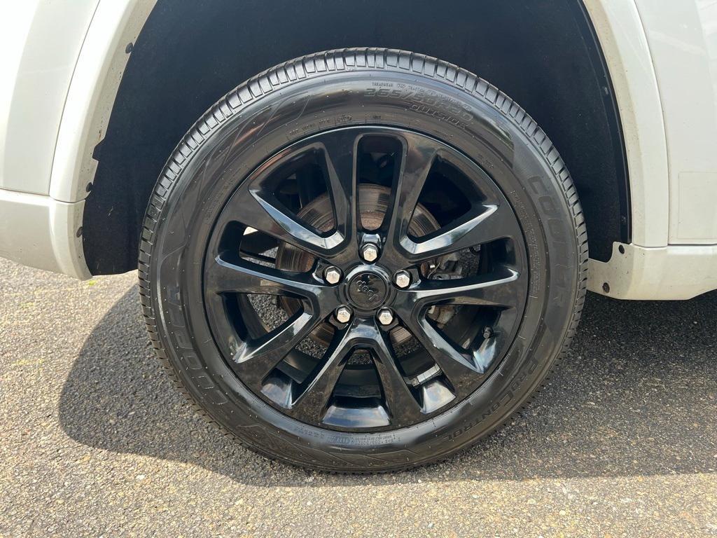 used 2020 Jeep Grand Cherokee car, priced at $23,000